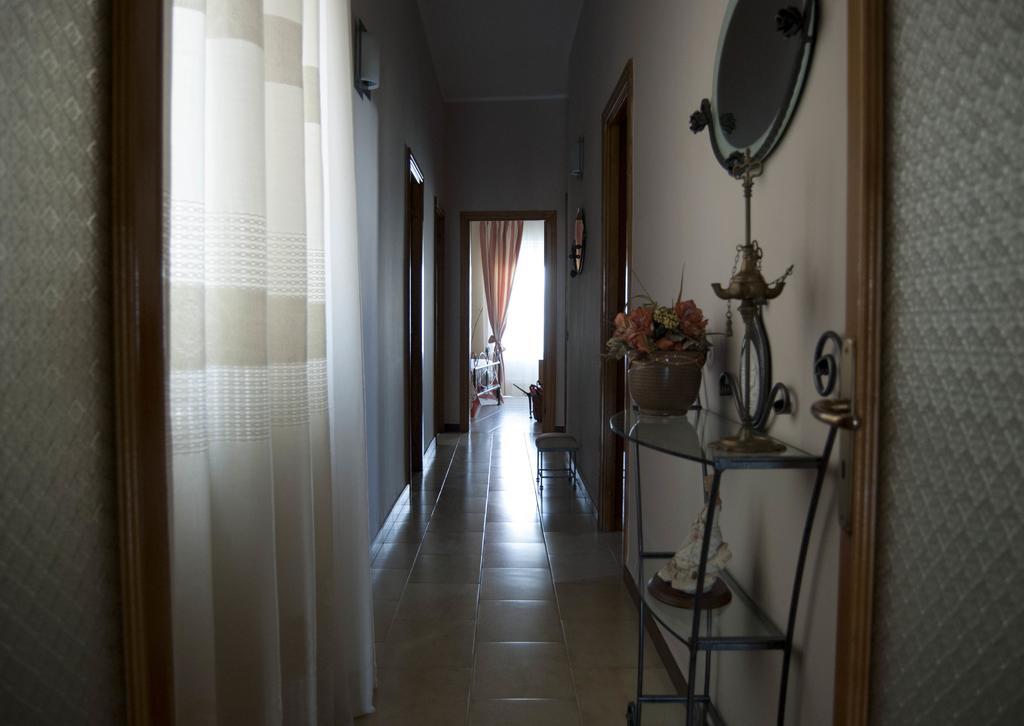 B&B Coste Del Salento San Pietro Vernotico Bagian luar foto